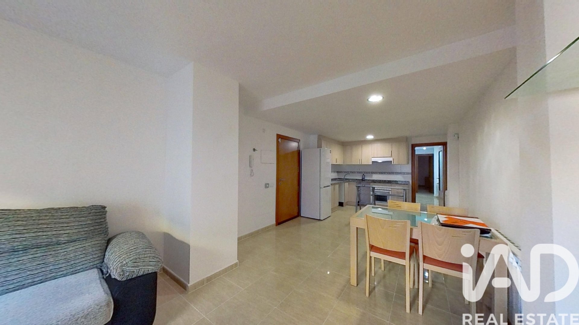 Apartamento en Roda de Berà, Tarragona, España 2 dormitorios, 87 m2 No. 185561