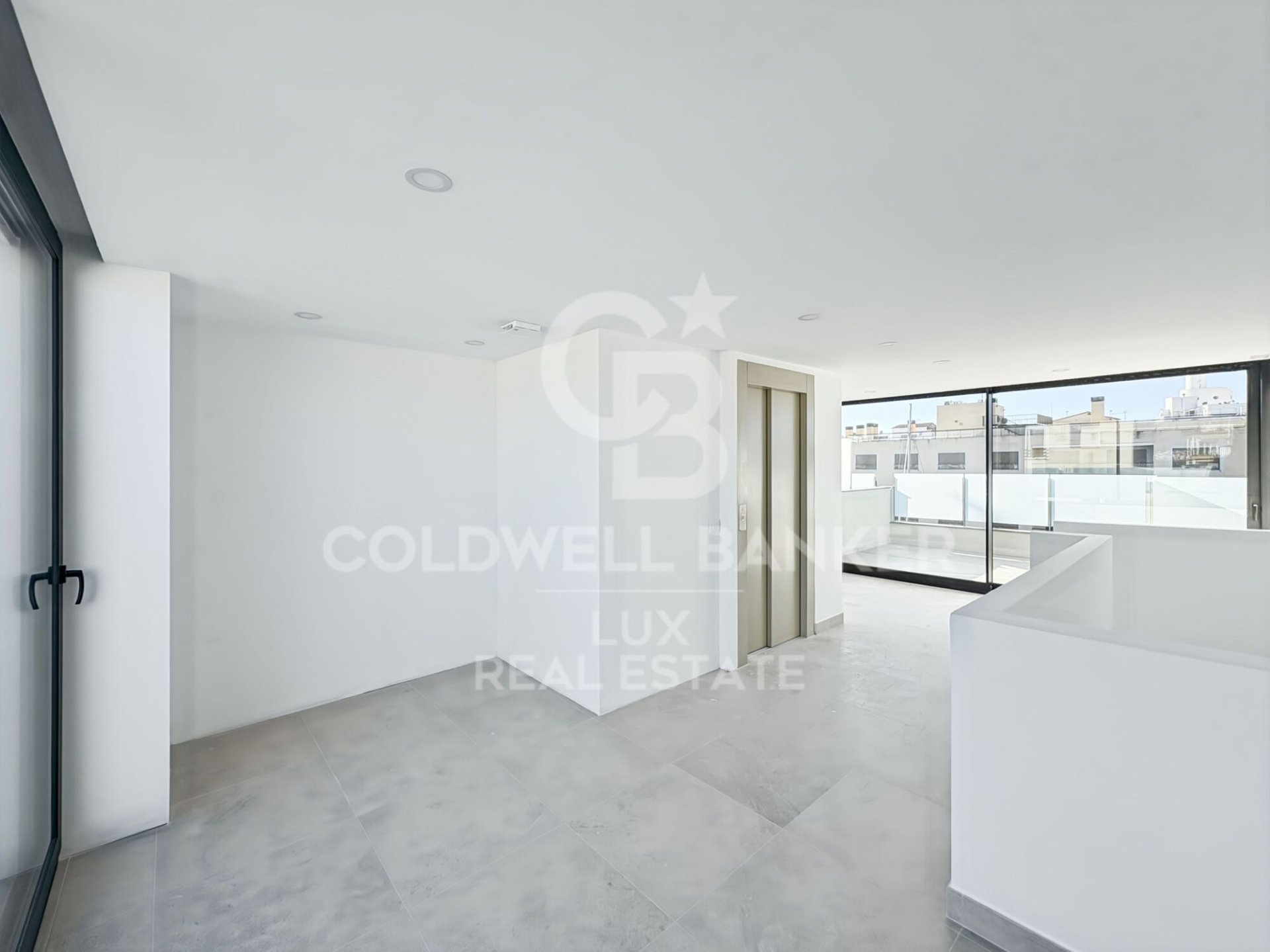 Hus i Empuriabrava, Girona, Spanien 3 sovrum, 172 kvm. Nr. 160227