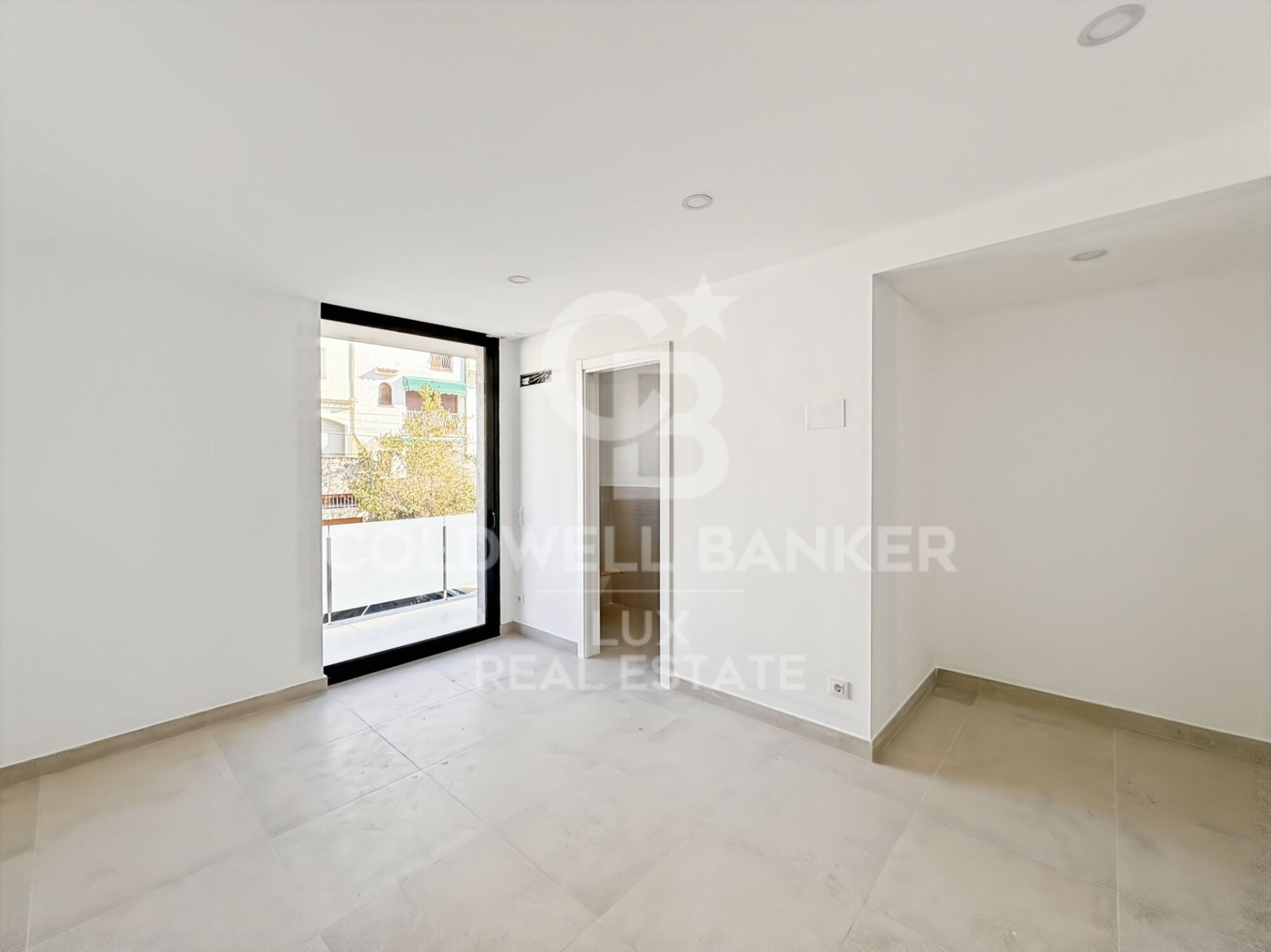 Hus i Empuriabrava, Girona, Spanien 3 sovrum, 172 kvm. Nr. 160227
