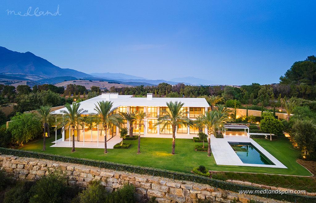 Villa i Casares, Malaga, Spanien 6 sovrum, 795 kvm. Nr. 149342
