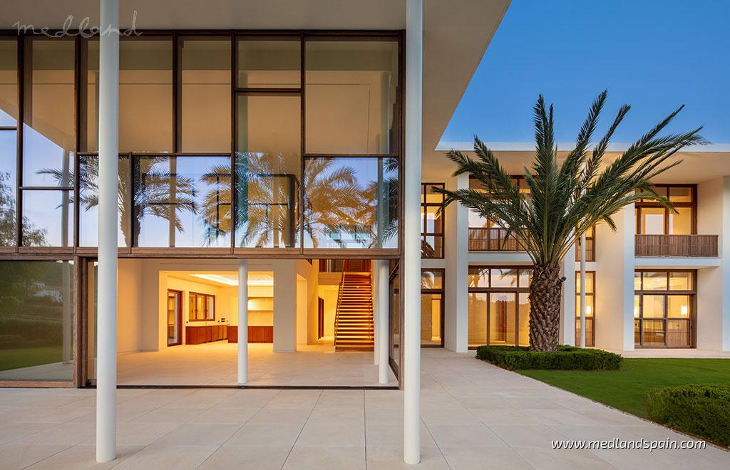 Villa i Casares, Malaga, Spanien 6 sovrum, 795 kvm. Nr. 149342