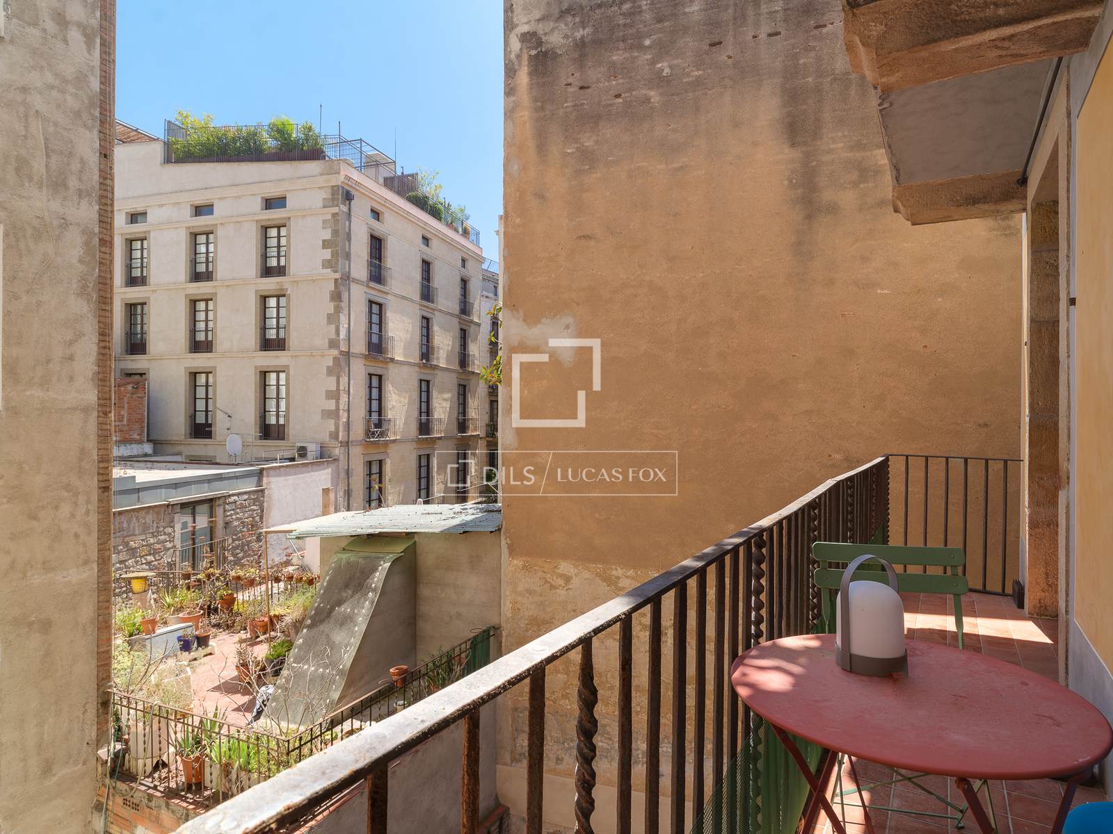 Dzīvoklis Barcelona, Spānijā 2 istabas, 84 m2 Nr. 150855