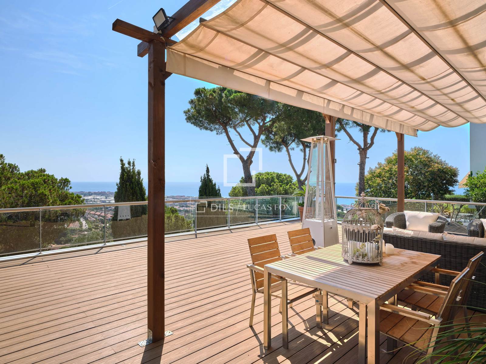 Villa a Premia De Dalt, Barcelona, Spagna 4 camere da letto, 460 mq. N° 150854
