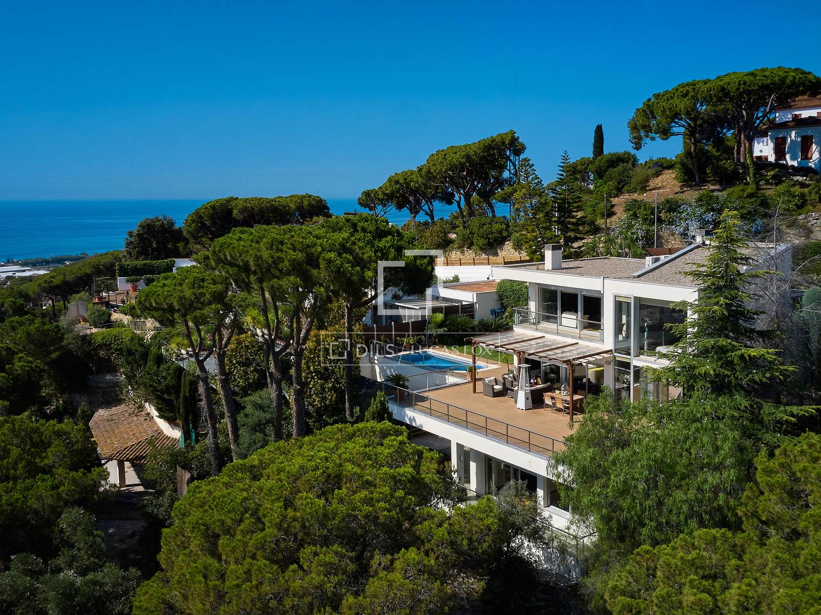 Villa a Premia De Dalt, Barcelona, Spagna 4 camere da letto, 460 mq. N° 150854