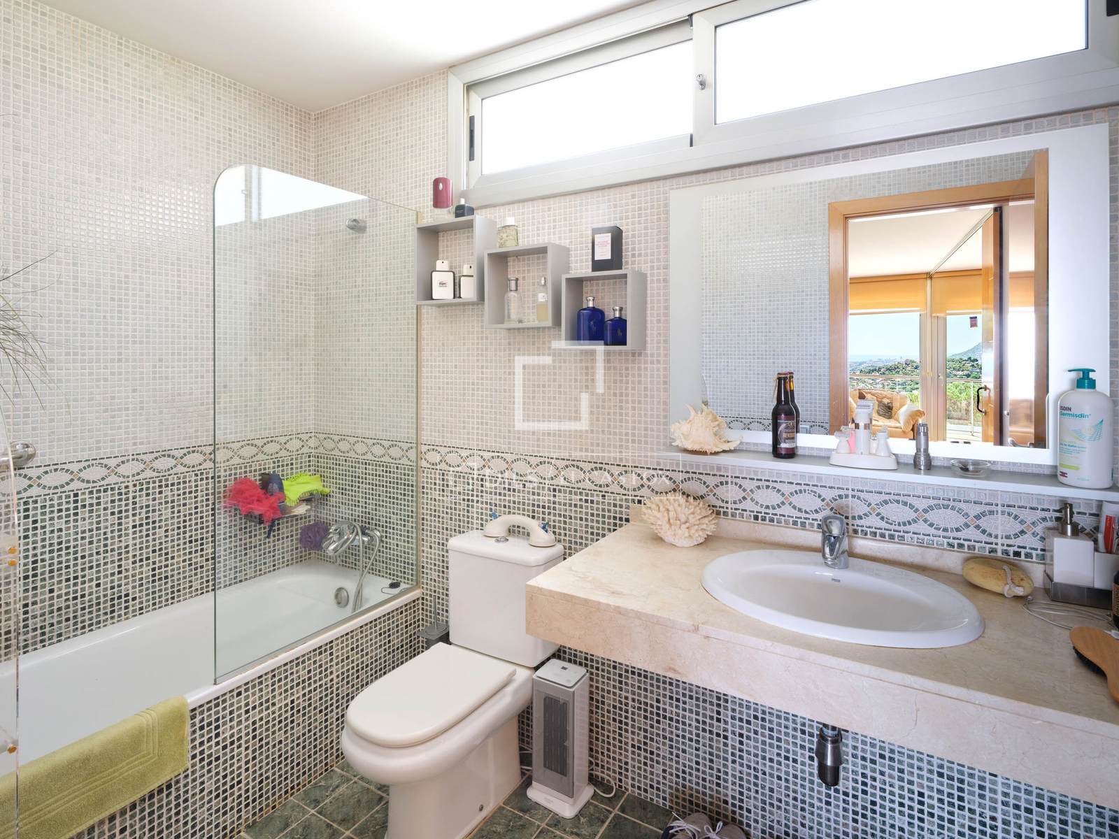 Villa a Premia De Dalt, Barcelona, Spagna 4 camere da letto, 460 mq. N° 150854