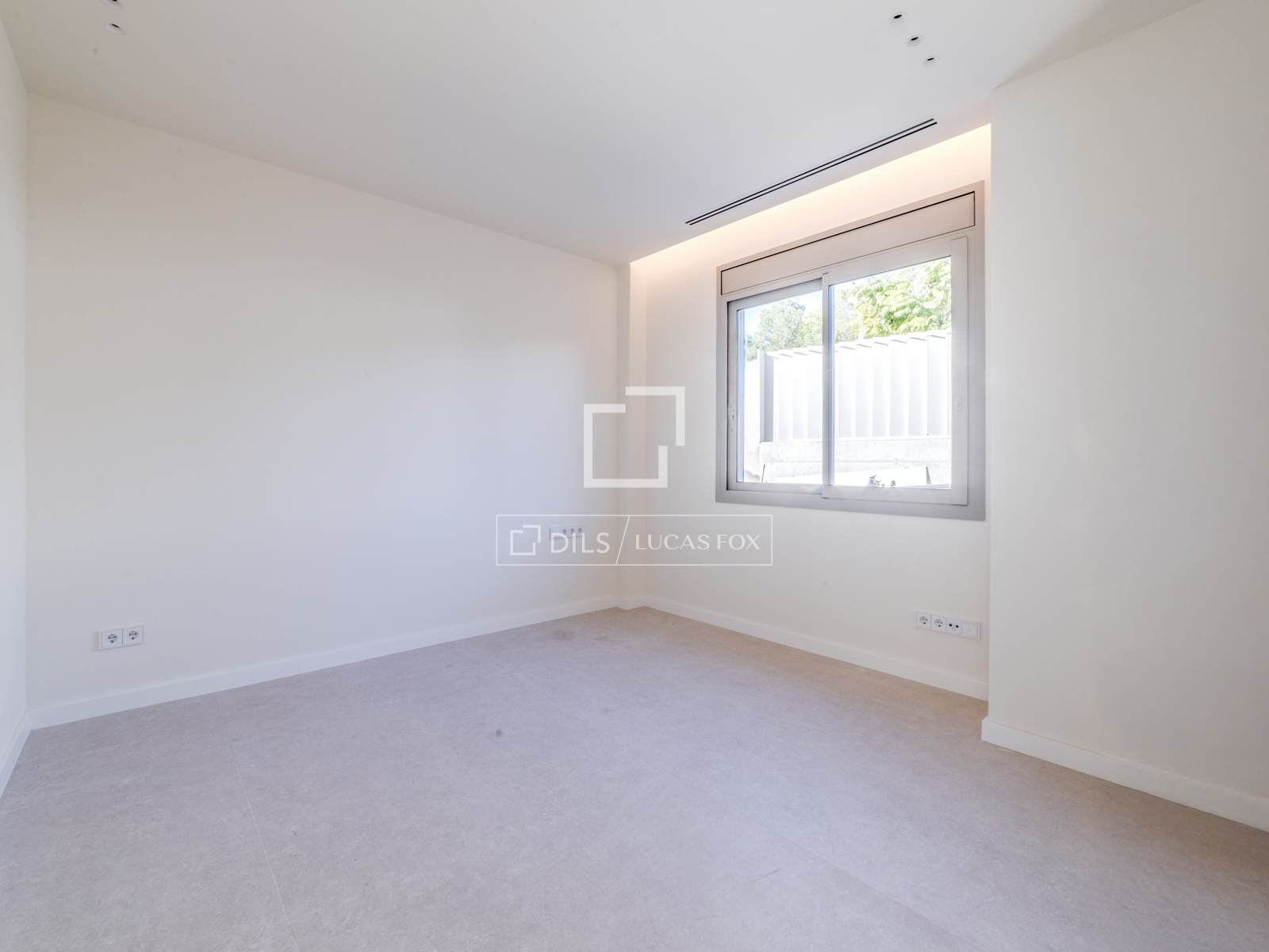 Villa en Sitges, Barcelona, España 4 dormitorios, 561 m2 No. 150859