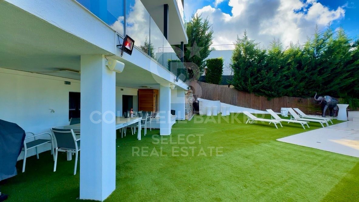 Villa in Matadepera, Barcelona, Spain 7 bedrooms, 512 sq.m. No. 179114