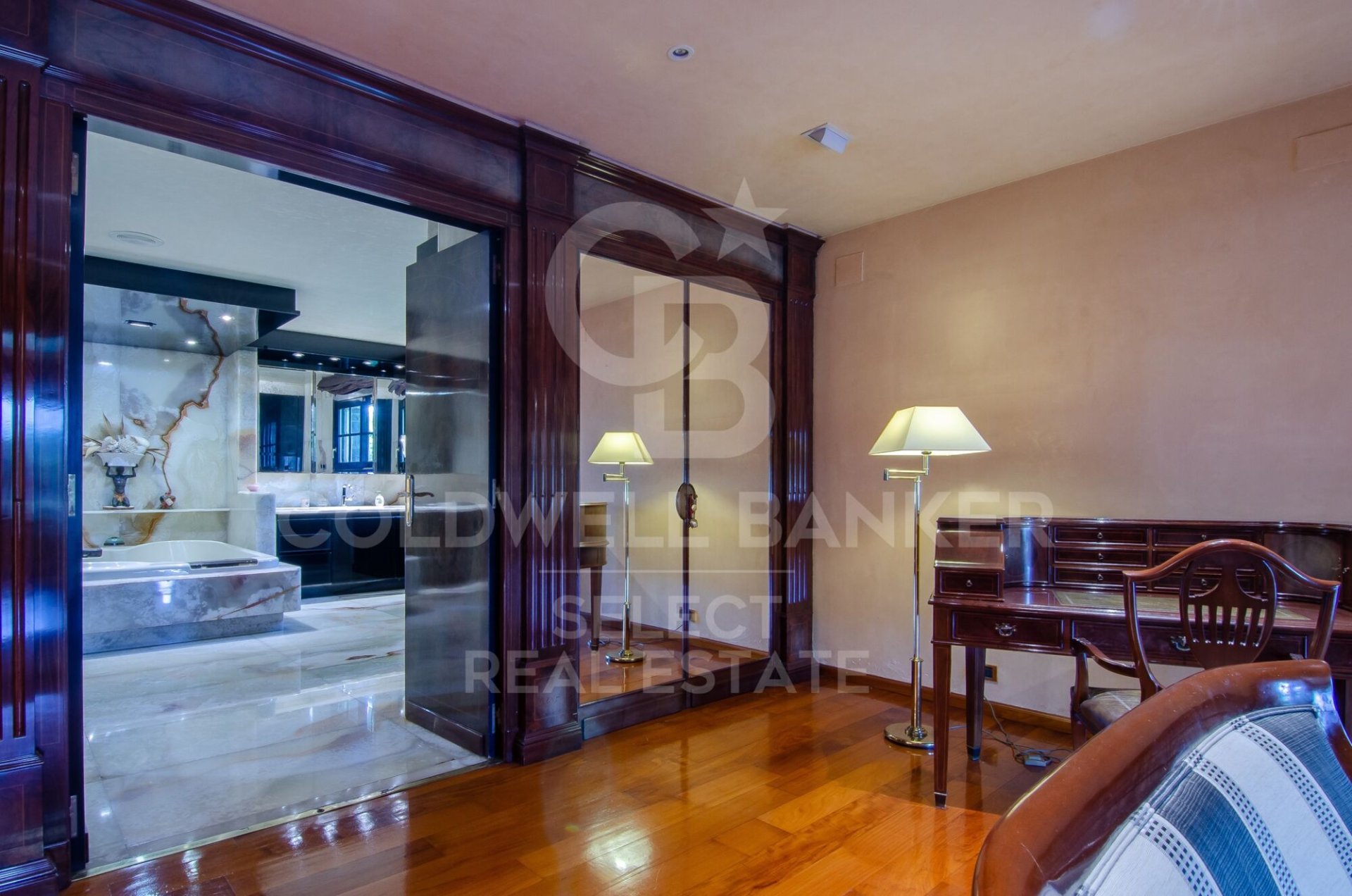 Māja Cerdanyola Del Valles, Barcelona, Spānijā 6 istabas, 1003 m2 Nr. 179116