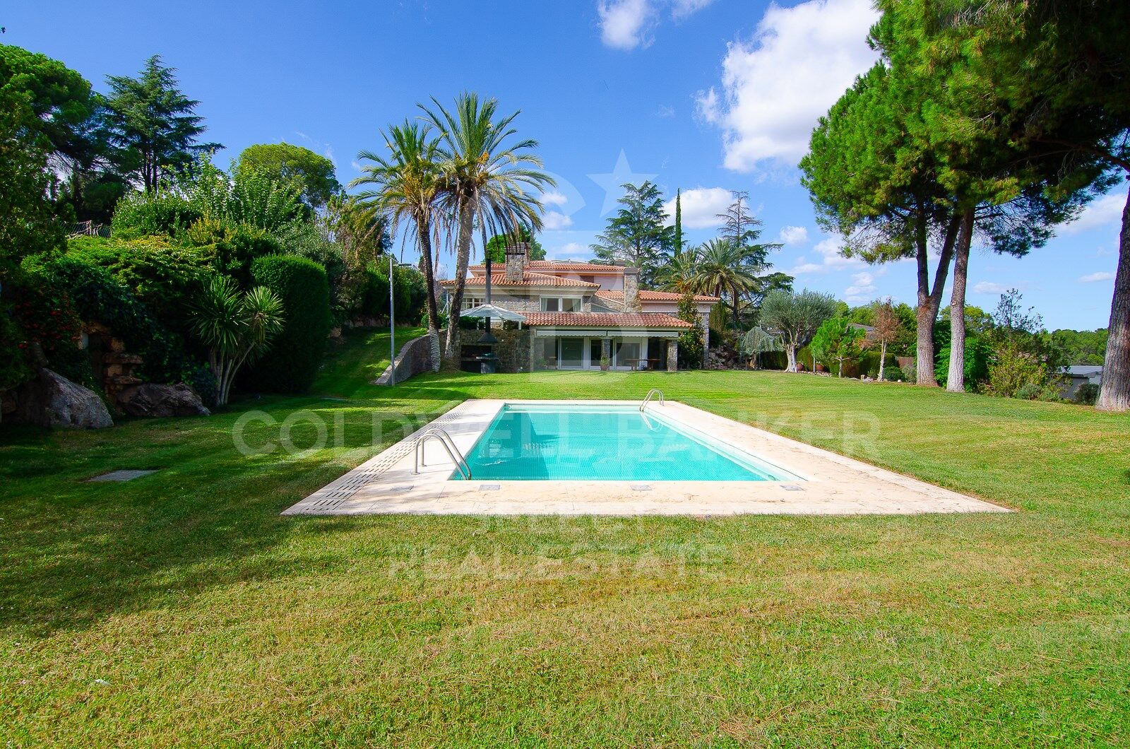 Māja Cerdanyola Del Valles, Barcelona, Spānijā 6 istabas, 1003 m2 Nr. 179116