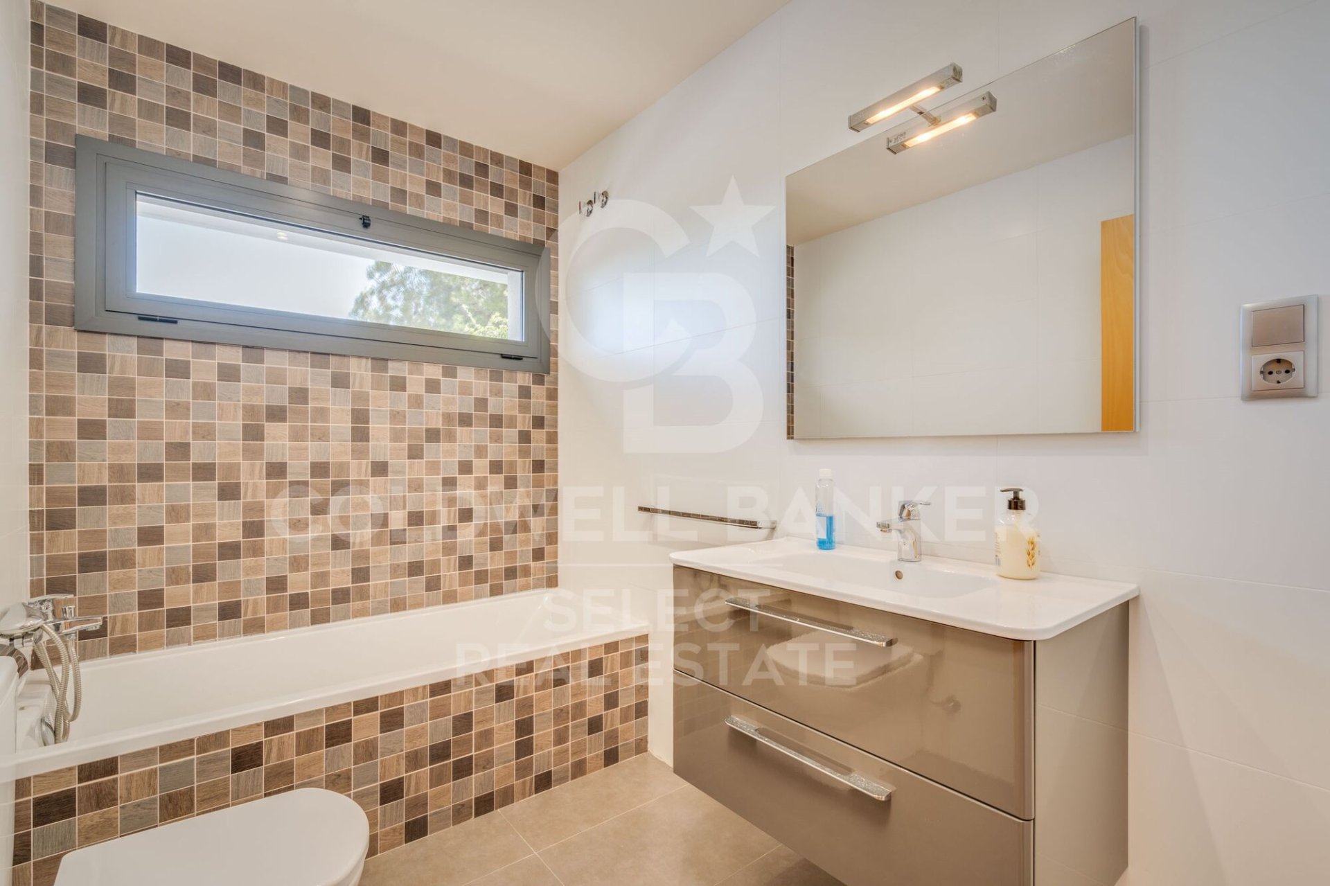 House in Matadepera, Barcelona, Spanien 5 Schlafzimmer, 281 m2 Nr. 179104