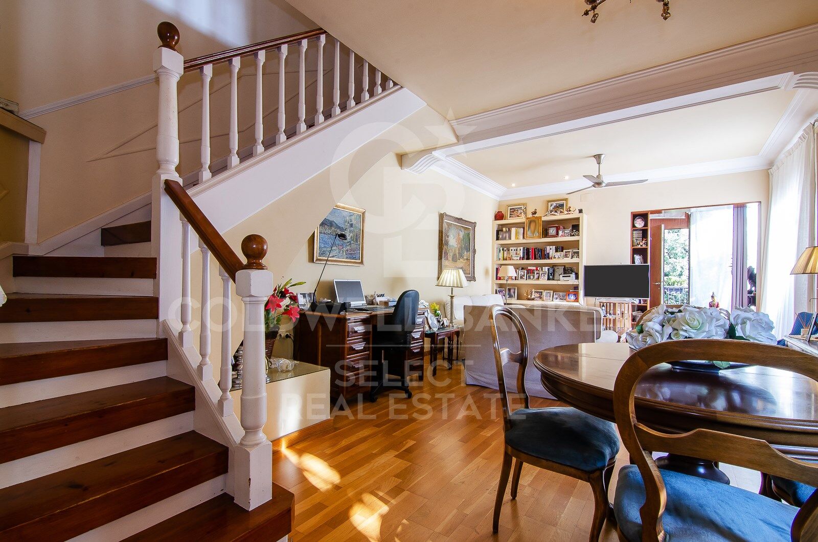 Māja Cerdanyola Del Valles, Barcelona, Spānijā 6 istabas, 355 m2 Nr. 179108