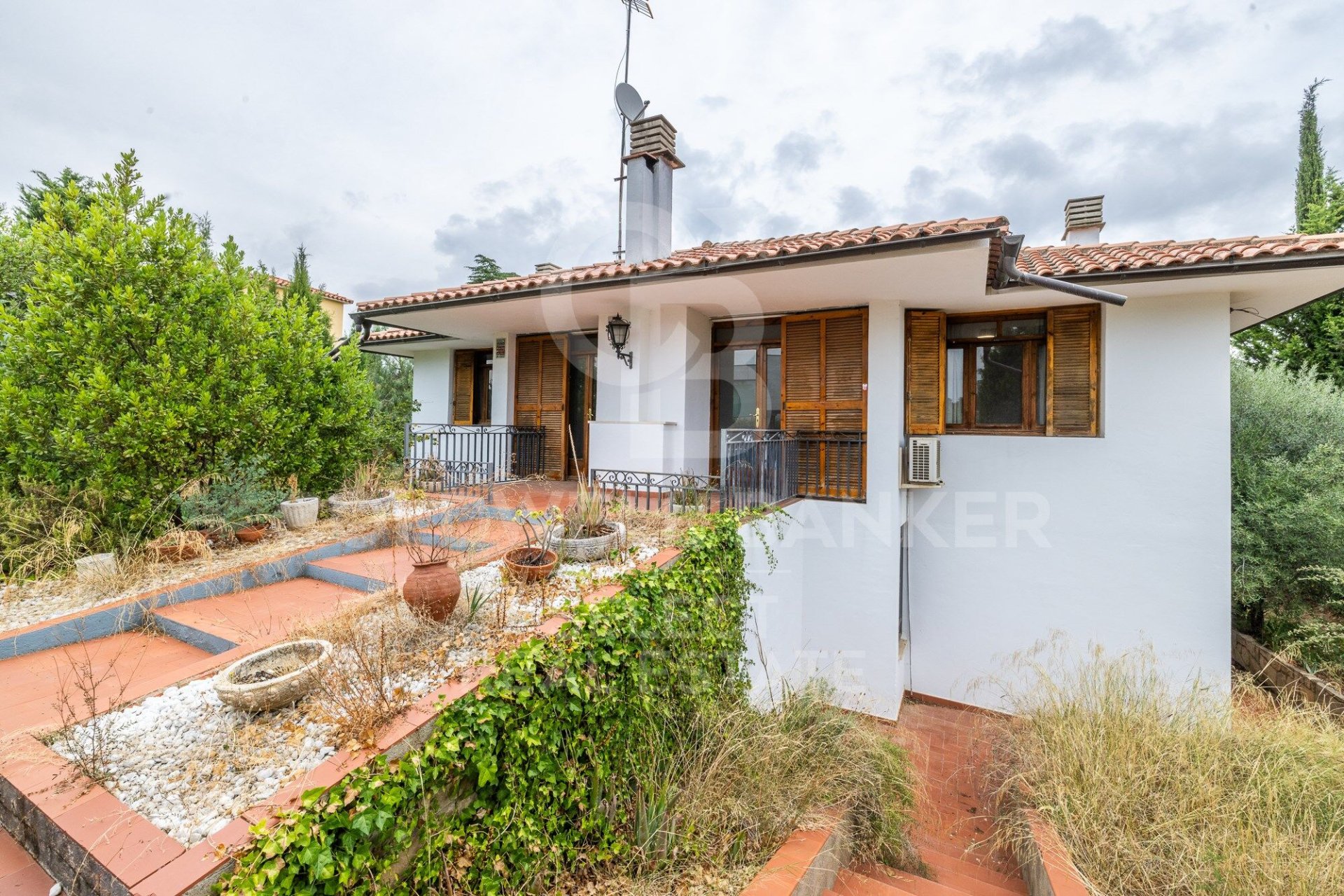 Hus i Matadepera, Barcelona, Spanien 5 sovrum, 200 kvm. Nr. 179105