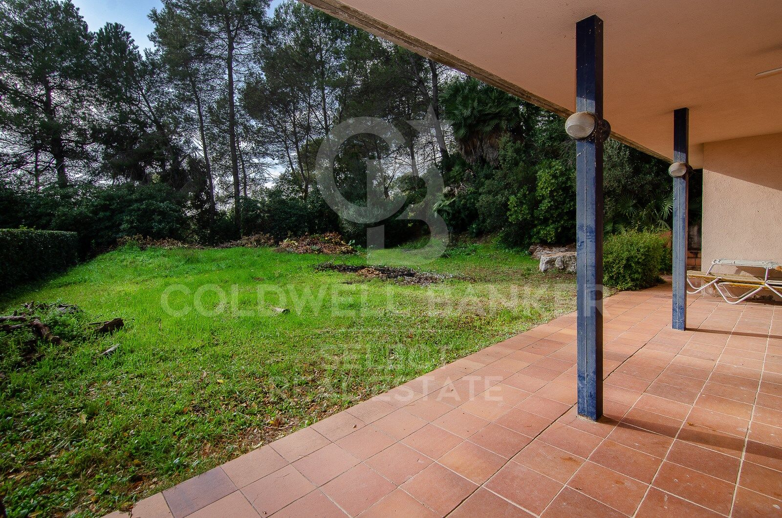 Land plot in Cerdanyola Del Valles, Barcelona, Spain 2000 sq.m. No. 179109