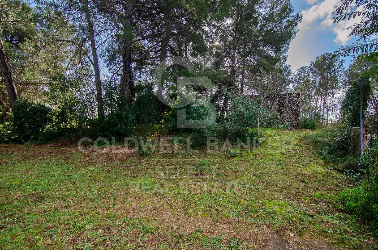 Land plot in Cerdanyola Del Valles, Barcelona, Spain 2000 sq.m. No. 179109
