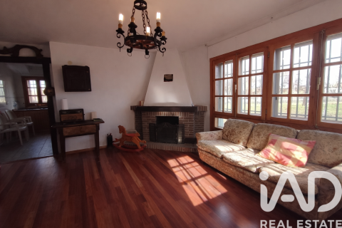 Talo Astorga, Leon, Espanja 6 makuuhuonetta, 359 m2 No. 173115