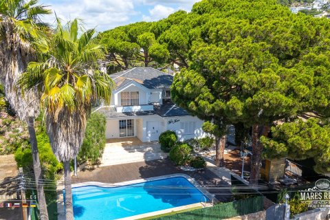 Villa a Lloret de Mar, Girona, Spagna 5 camere da letto, 332 mq. N° 177594