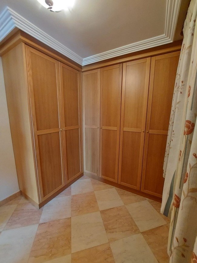 Villa in La Veleta, Alicante, Spain 5 bedrooms, 600 sq.m. No. 165088