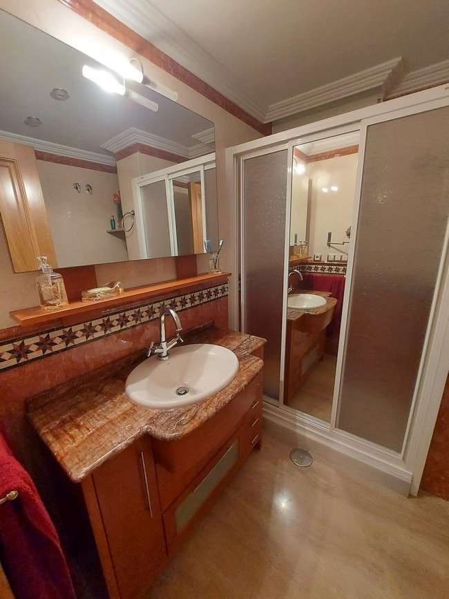 Villa in La Veleta, Alicante, Spain 5 bedrooms, 600 sq.m. No. 165088