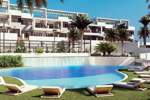 Bungalow à Torrevieja, Alicante, Espagne 2 chambres,  No. 168259