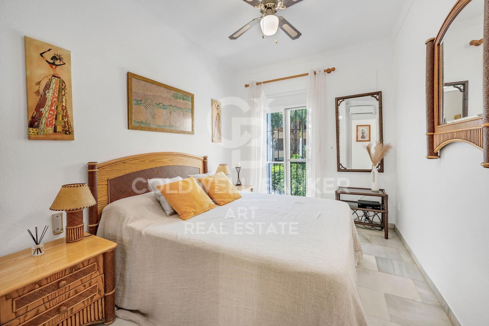 Radhus i Marbella, Malaga, Spanien 4 sovrum, 163 kvm. Nr. 157565