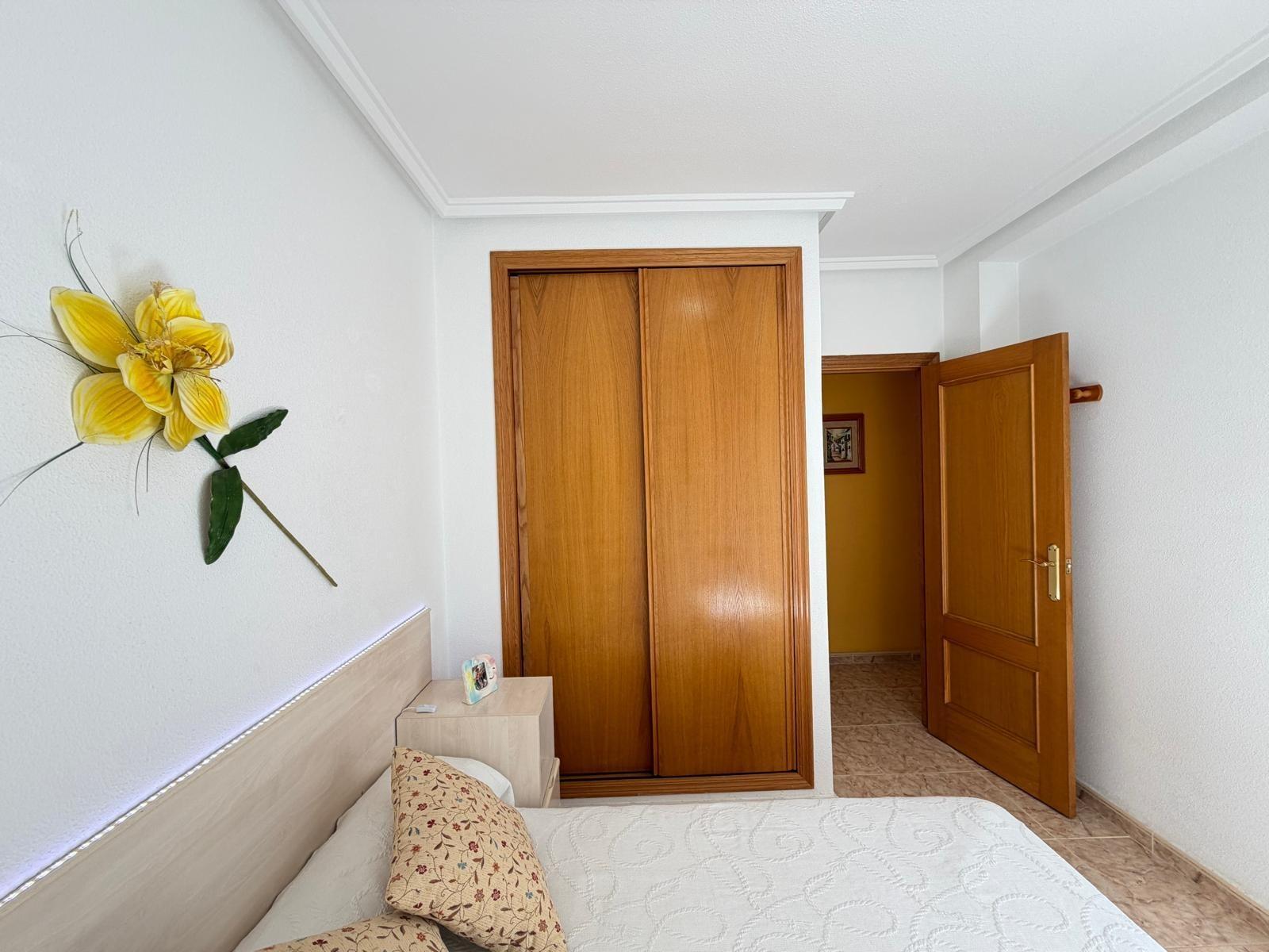 Appartamento a Torrevieja, Alicante, Spagna 2 camere da letto, 72 mq. N° 189671