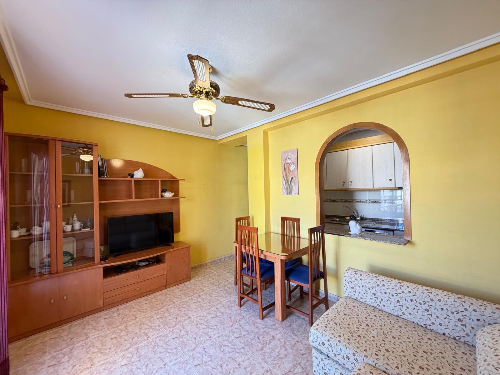 Appartamento a Torrevieja, Alicante, Spagna 2 camere da letto, 72 mq. N° 189671