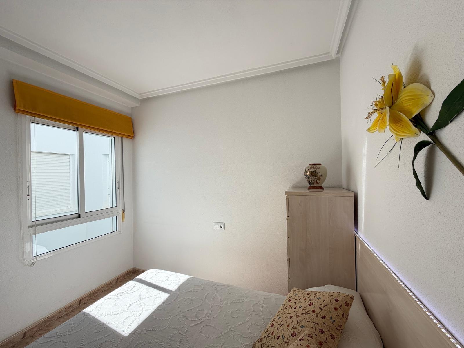 Appartamento a Torrevieja, Alicante, Spagna 2 camere da letto, 72 mq. N° 189671