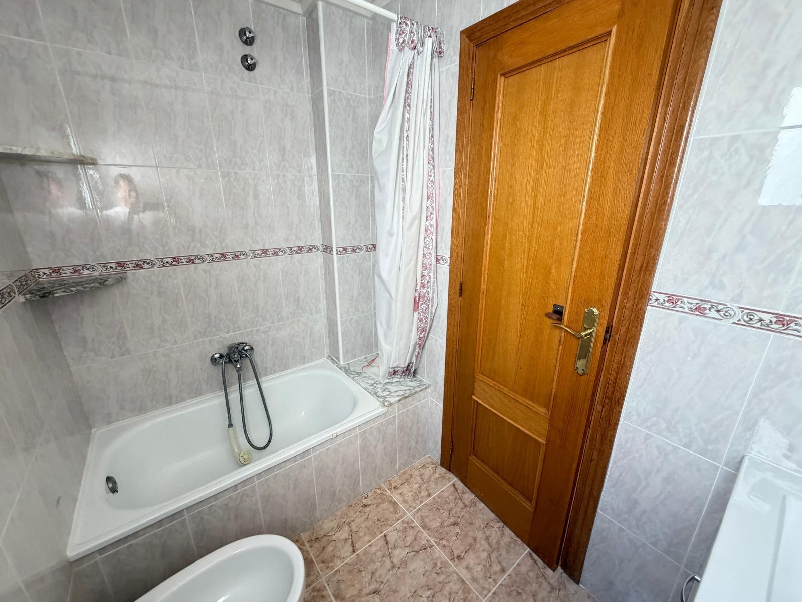 Appartamento a Torrevieja, Alicante, Spagna 2 camere da letto, 72 mq. N° 189671