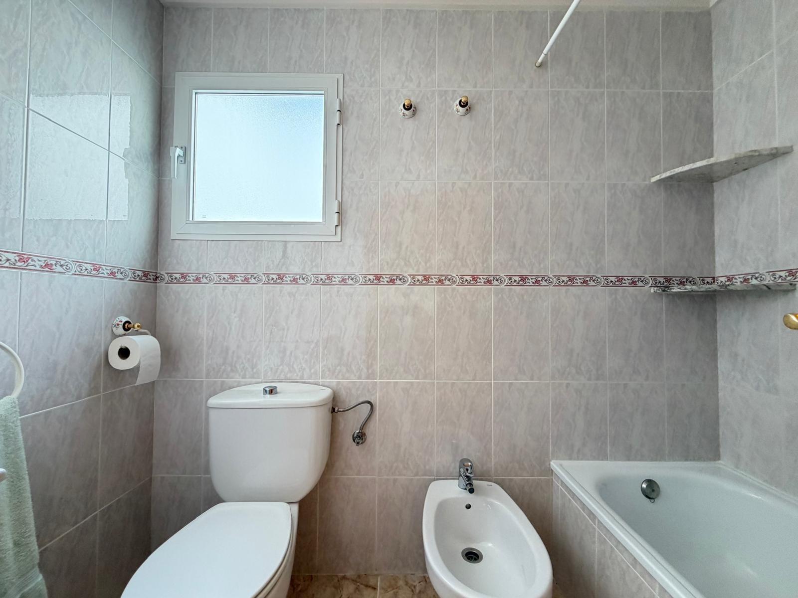 Appartamento a Torrevieja, Alicante, Spagna 2 camere da letto, 72 mq. N° 189671