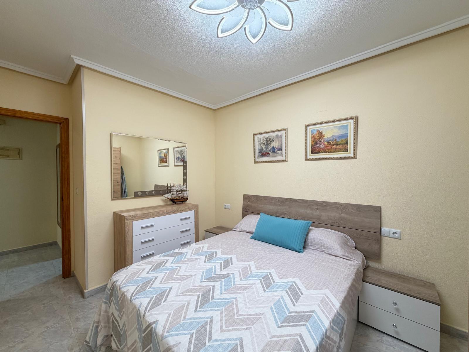Appartamento a Torrevieja, Alicante, Spagna 3 camere da letto, 107 mq. N° 189670