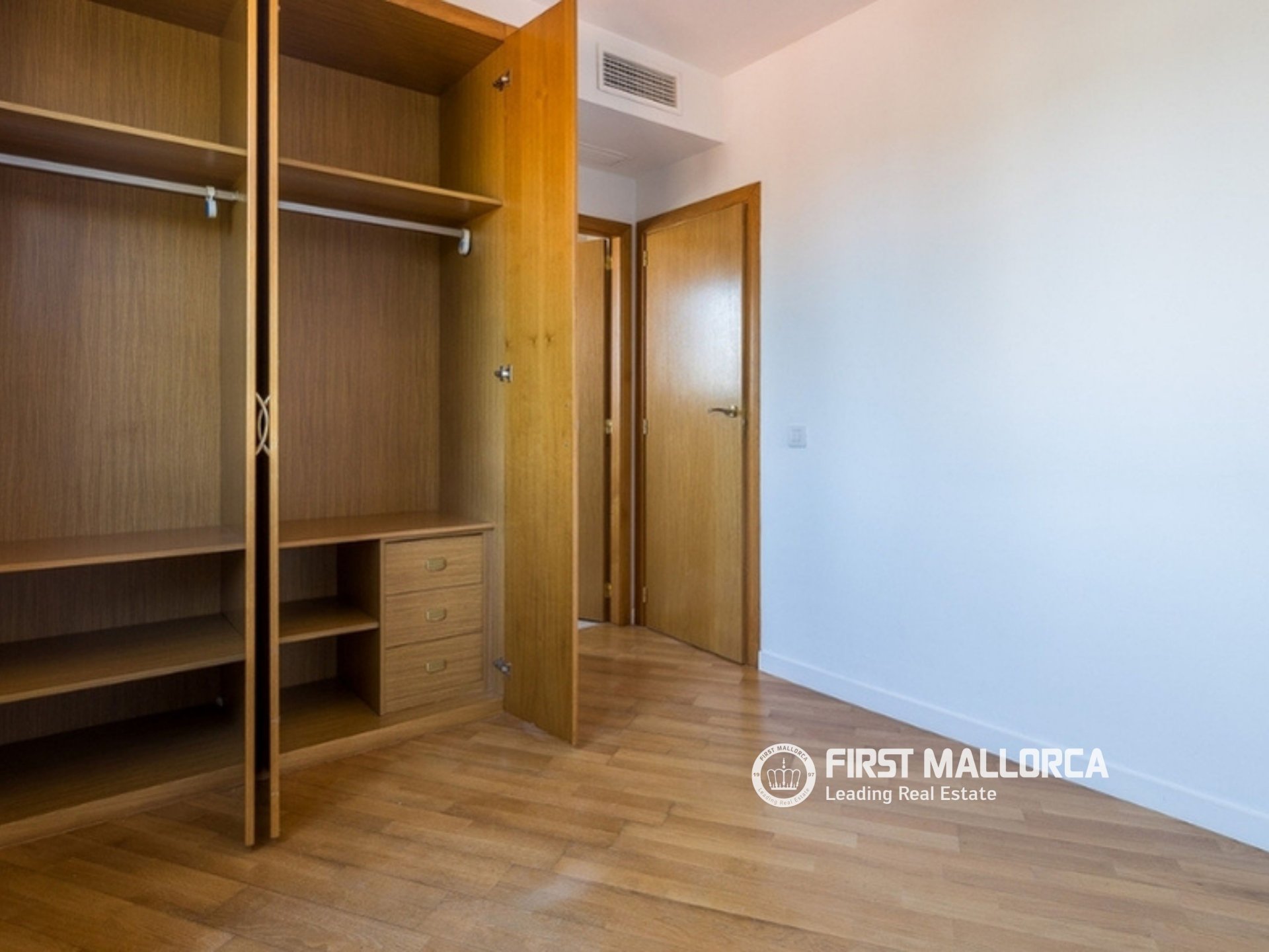 Apartment in Palma de Majorca, Mallorca, Spain 3 bedrooms, 133 sq.m. No. 194969