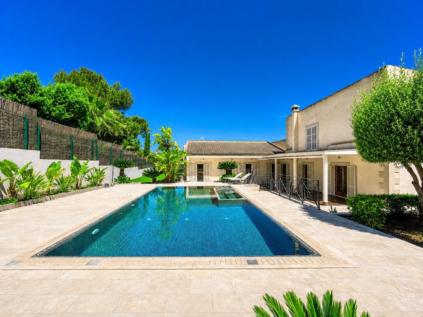 Villa a Santa Ponsa, Mallorca, Spagna 5 camere da letto, 461 mq. N° 194964