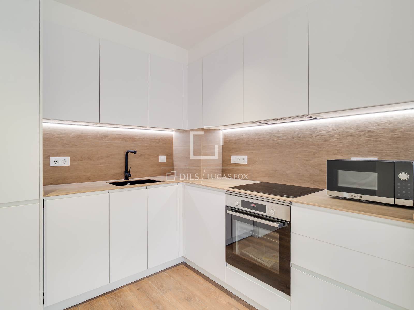 Apartment in Barcelona, Spain 1 bedroom, 47 sq.m. No. 192577