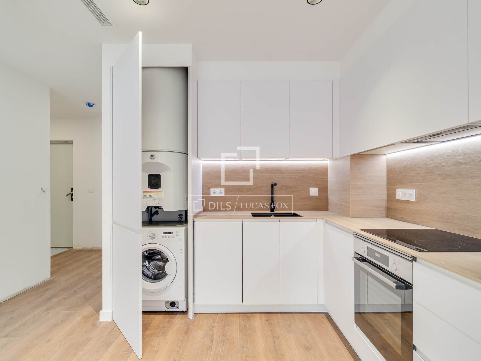 Apartment in Barcelona, Spain 1 bedroom, 47 sq.m. No. 192577