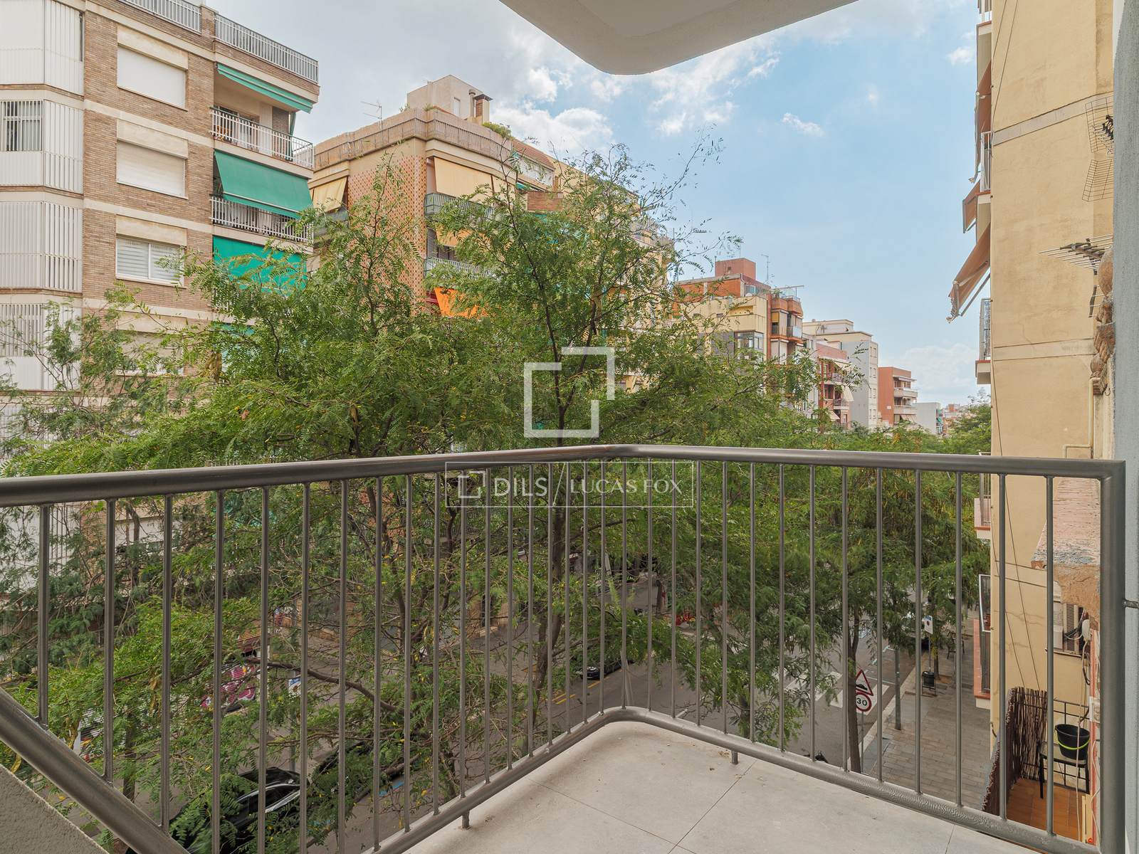 Apartment in Barcelona, Spain 1 bedroom, 47 sq.m. No. 192577