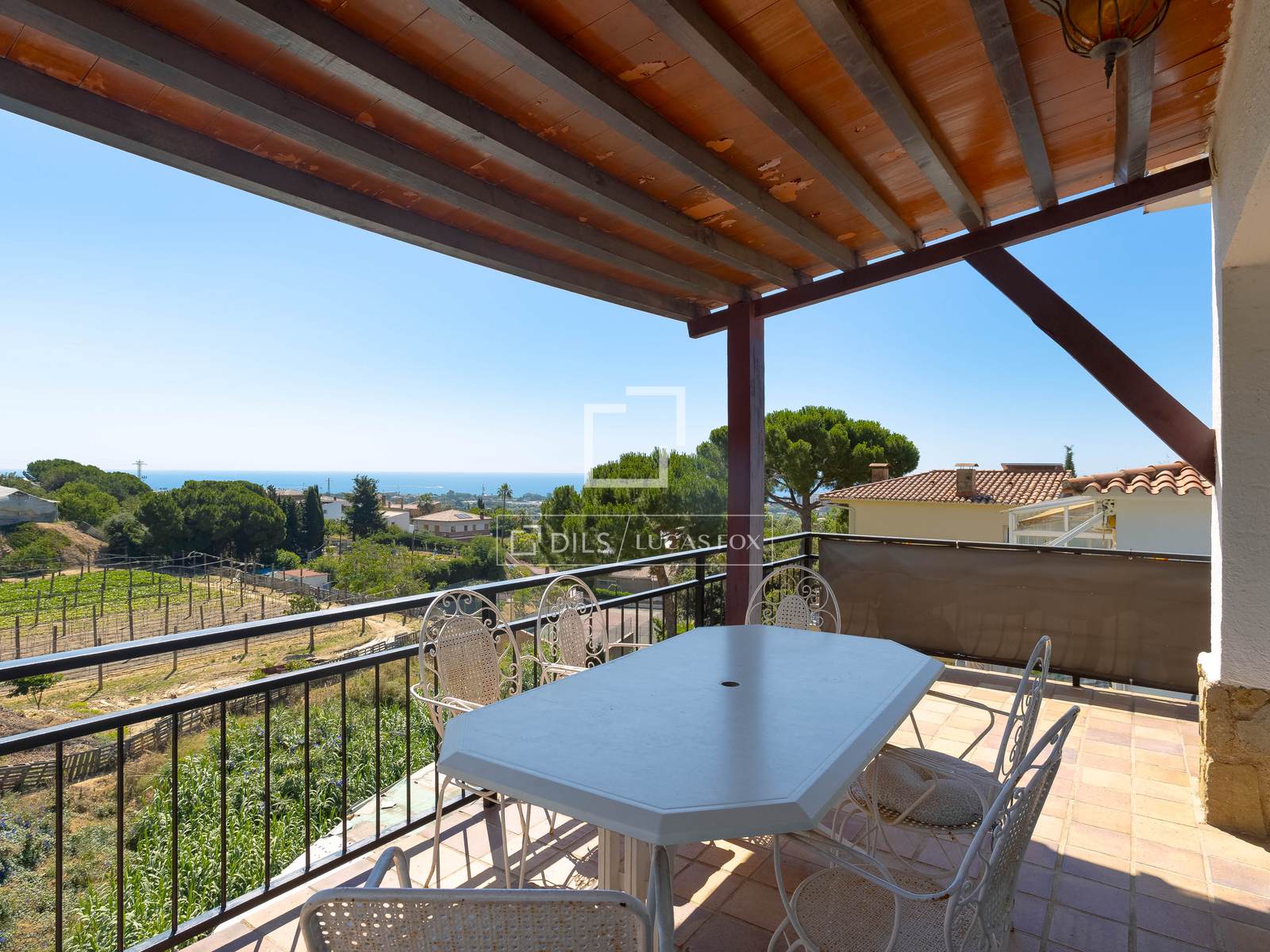 Villa i Cabrils, Barcelona, Spanien 4 sovrum, 226 kvm. Nr. 192575