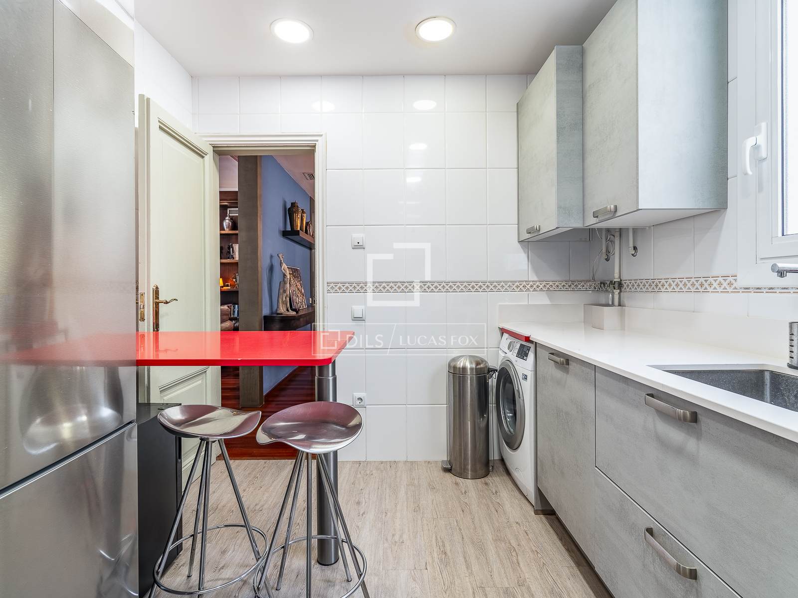 Apartment in Barcelona, Spain 3 bedrooms, 141 sq.m. No. 192574