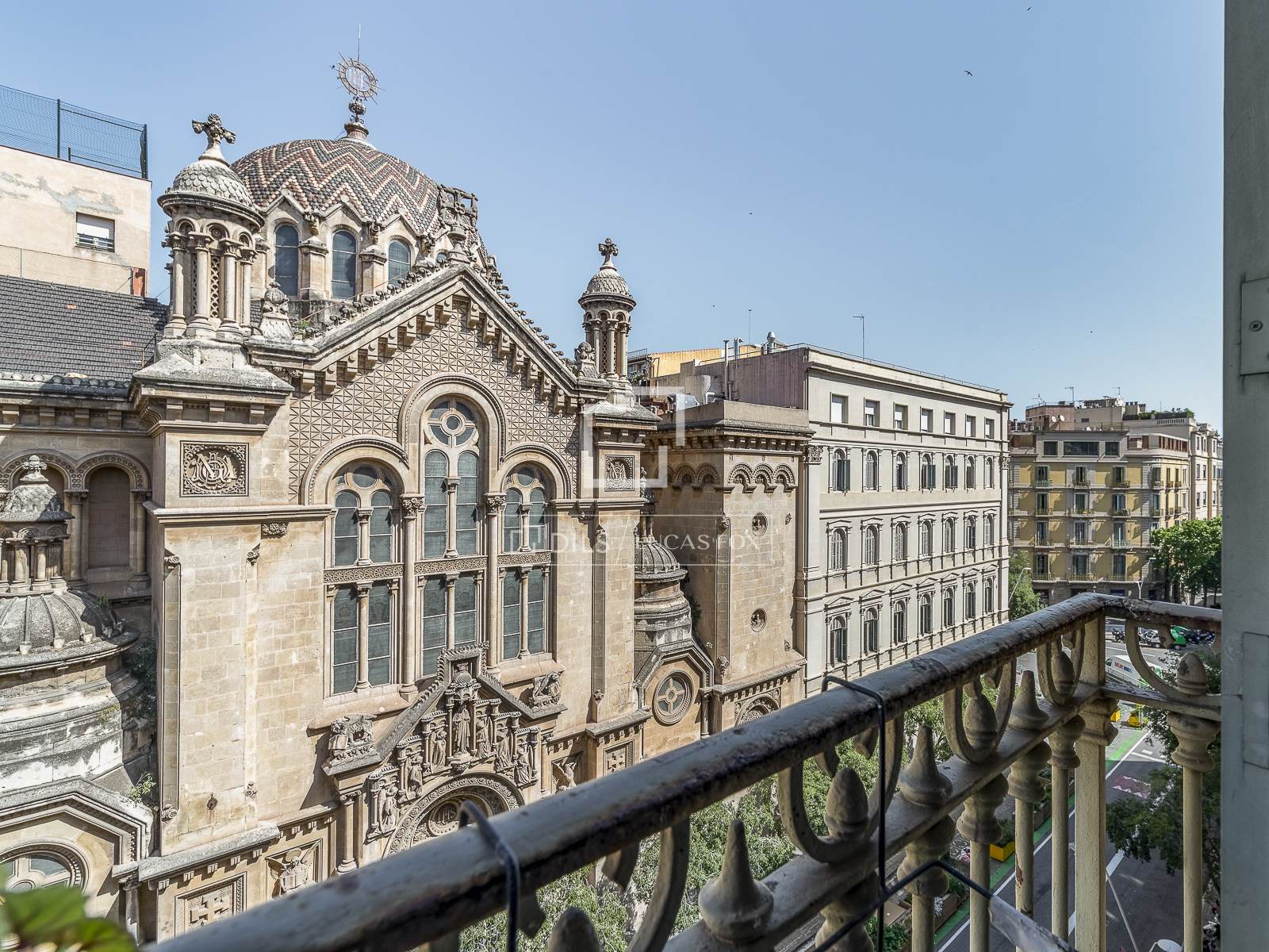 Apartment in Barcelona, Spain 3 bedrooms, 141 sq.m. No. 192574