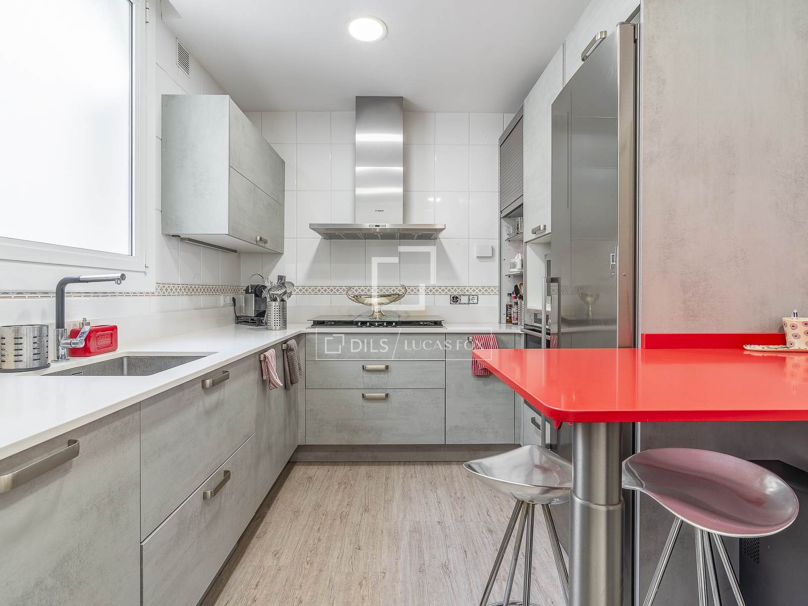 Apartment in Barcelona, Spain 3 bedrooms, 141 sq.m. No. 192574