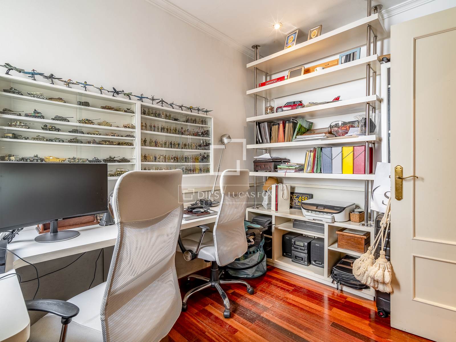 Apartment in Barcelona, Spain 3 bedrooms, 141 sq.m. No. 192574