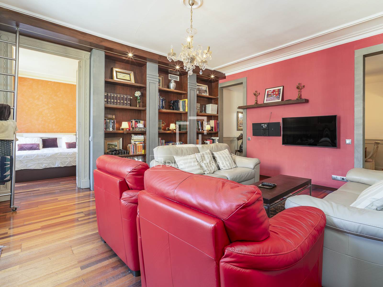 Apartment in Barcelona, Spain 3 bedrooms, 141 sq.m. No. 192574