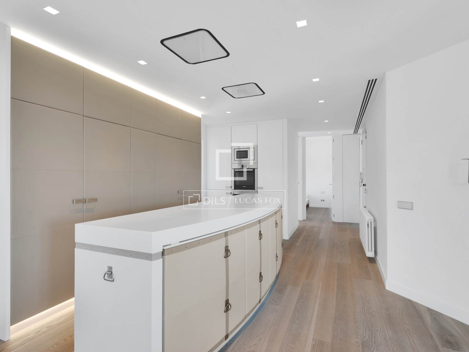 Penthouse in Barcelona, Spain 2 bedrooms, 91 sq.m. No. 192580