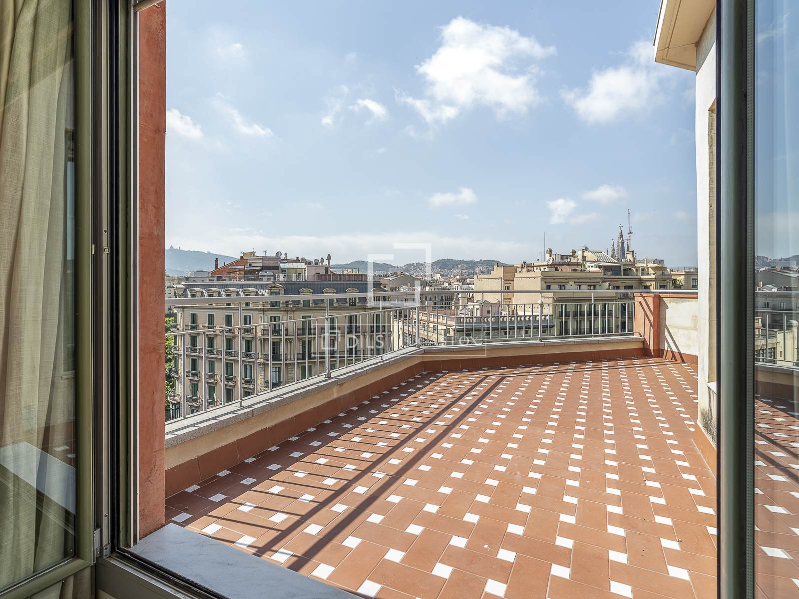 Penthouse in Barcelona, Spain 2 bedrooms, 91 sq.m. No. 192580