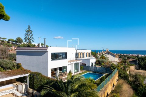 Villa in Premia De Dalt, Barcelona, Spain 6 bedrooms, 382 sq.m. No. 160814