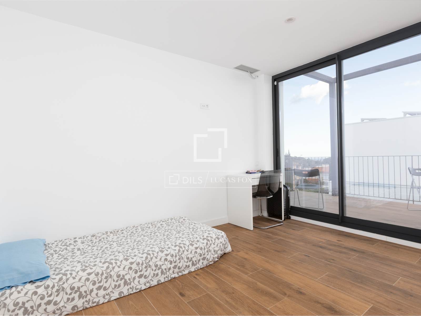 Villa in Premia De Dalt, Barcelona, Spain 6 bedrooms, 382 sq.m. No. 160814