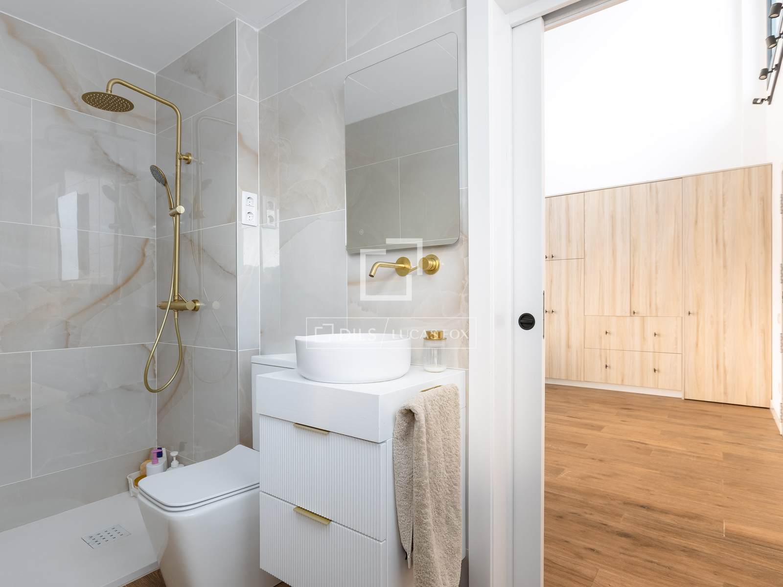Villa in Premia De Dalt, Barcelona, Spain 6 bedrooms, 382 sq.m. No. 160814