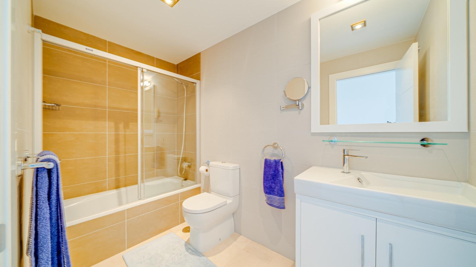Apartment à Villajoyosa, Alicante, Espagne 2 chambres, 144 m2 No. 165183