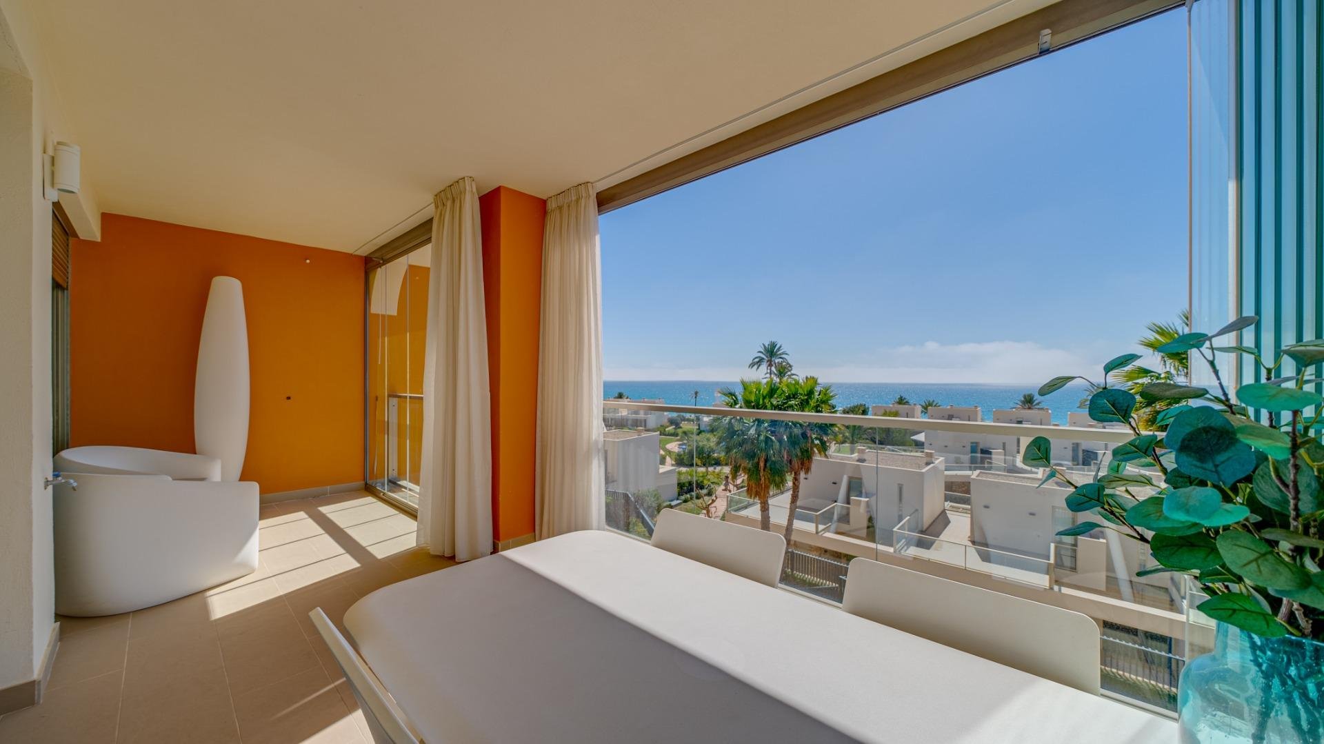 Apartment à Villajoyosa, Alicante, Espagne 2 chambres, 144 m2 No. 165183
