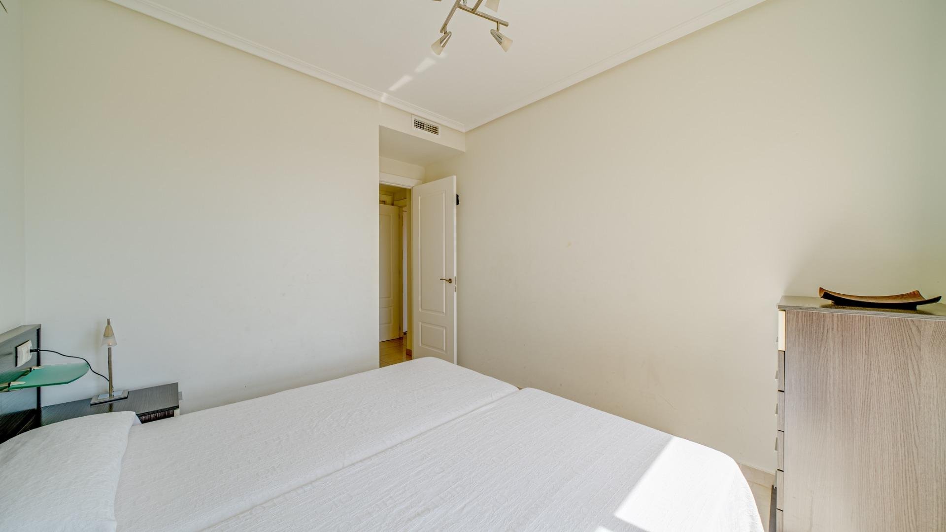 Apartment in Benidorm, Alicante, Spain 1 bedroom, 92 sq.m. No. 165181