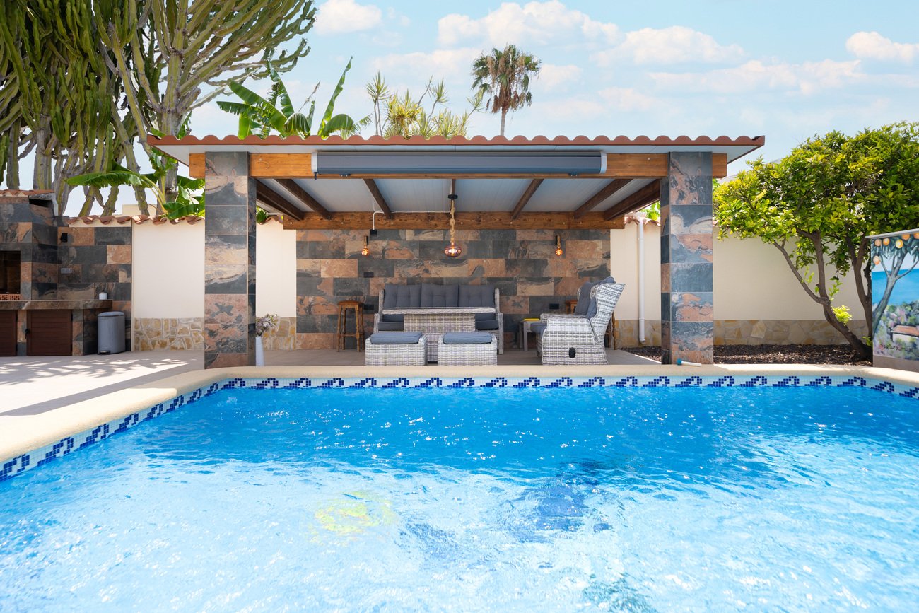 Villa in Torrevieja, Alicante, Spain 4 bedrooms, 201 sq.m. No. 138623